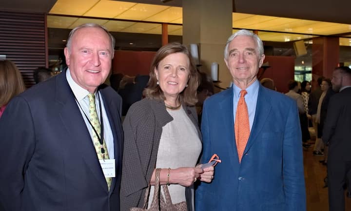 Baron Harald von Seefried, Unternehmensberater;
Lamotte Cornelia;
Lamotte Harald A., Inhaber, Consulta Ltd.