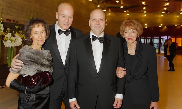 Marie-Claire Borle; Alain Borle, Pac Team SA; Pascal Borle; Louisa Borle