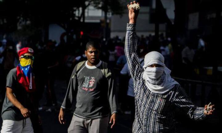 Verlierer: Venezuela, Iran und Nigeria
Die schwächeren Opec-Staaten brauchen höhere Preise. Doch sie können es sich nicht leisten die Produktion zurückzufahren und auf bessere Zeiten zu warten.