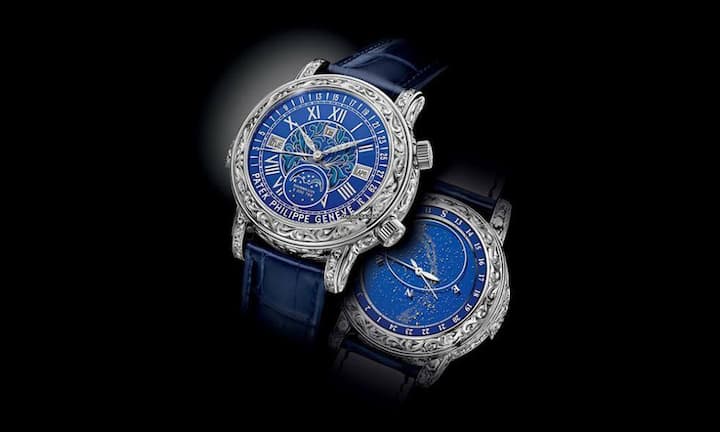 2. Patek Philippe Sky Moon Tourbillon
Die blaue Patek Philippe mit Sternenhimmel kostet je nach Kaliber und Version 1,2 bis 1,7 Millionen Franken. Einzelne Ausführungen können auf Chrono24 auch bis zu 2 Millionen Franken kosten.