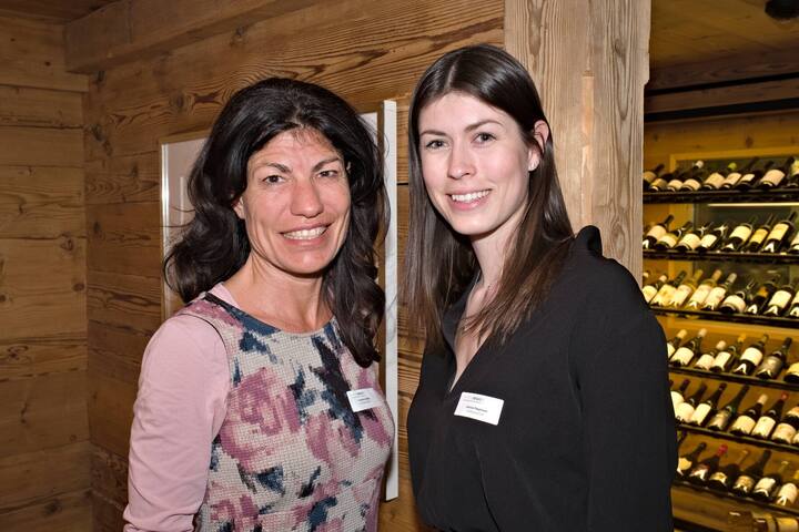 Susanne Giger, VR, Coop und ehemalige Radiojournalistin; janine Paumann, Executive, Farner Consulting AG