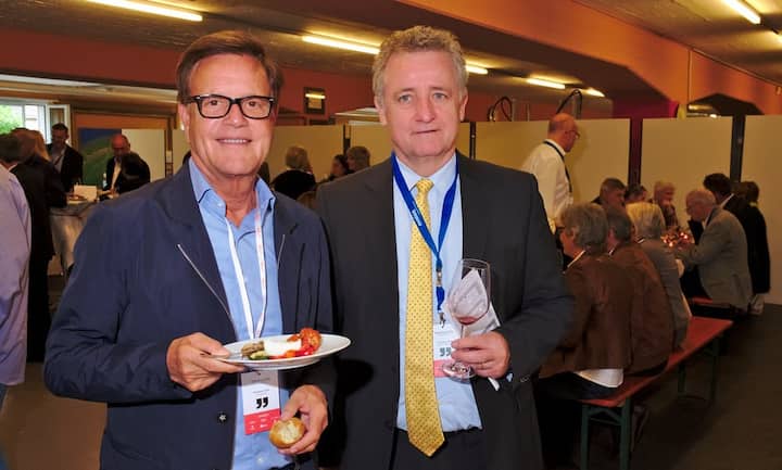 Evert Herweijer, Inhaber, Pronova AG;
Jürg Schweizer, Partner, oprandi & partner ag