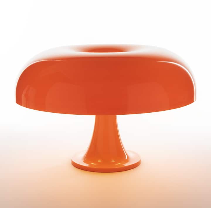Artemide_Lamp.png