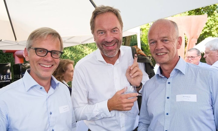 Thomas Kaiser, CEO Ringier Digital;
Arnd C. Groth, VR, Goldbach Group AG;
Dirk Hoffmann, CEO, V-Zug AG