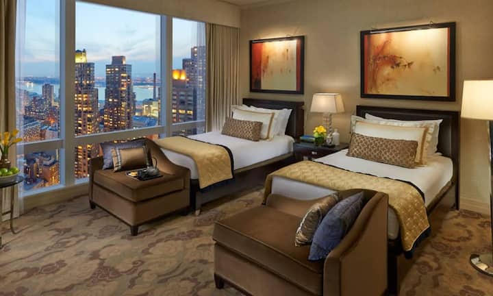 Platz 1: Das Mandarin Oriental in New York hat gegenüber dem Vorjahr einen Platz gutgemacht.Hier gehts zur vollständigen Liste des 18. BILANZ-Hotel-Ratings
Bild: Mandarin Oriental