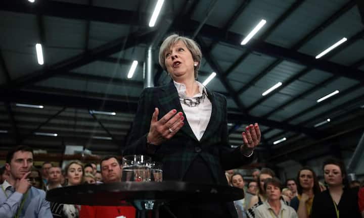 Die Hauptakteure der britischen Politik:Theresa MaySechs Jahre lang war May Innenministerin unter David Cameron – ein Knochenjob mit heiklen Themen wie Terrorismus. 2016 wurde sie Premierministerin.