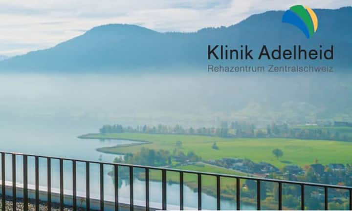 250-999 Mitarbeitende, Rang 1: 
Klinik Adelheid, Rehaklinik, Unterägeri