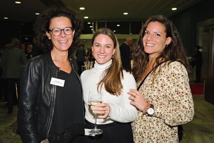 Simone Wicker, Schuler St. Jakobs Kellerei; Mirjam Tschachtli, Livesystems; Francesca Cimino, Publicis Media Switzerland AG