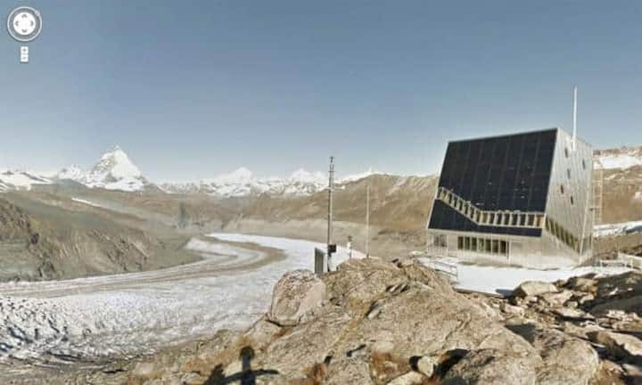 Google ergänzt seinen Dienst Street View für die Schweiz mit zehnmal mehr Bildern: Ab sofort kann nun virtuell die Monte Rosa Hütte besucht ...