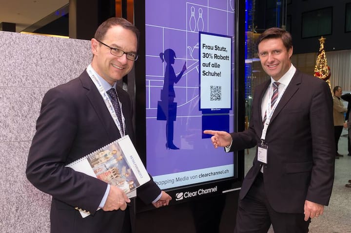 Jürg Rötheli, CEO Clear Channel Schweiz AG, Sponsor; Jan Tanner, Präsident Swiss Council of Shopping Centers SCSC