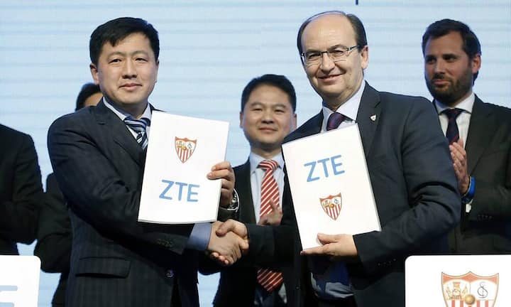 Darf bei einer Messe in Barcelona nicht fehlen – der Fussball. Der chinesische Mobilfunker ZTE präsentiert dort offiziell die Partnerschaft mit dem spanischen Club FC Sevilla.