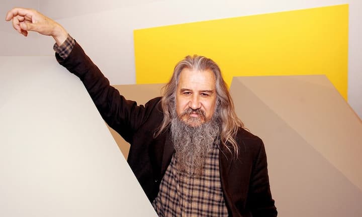 Von der Jury ebenfalls zu den zehn wichtigsten Künstlern gewählt: Olivier Mosset. Der Maler monochromer und geometrischer Bilder belegt im BILANZ-Rating den 10.Rang. Preisspanne: 40'000 - 150'000 CHF. Bilder: Keystone