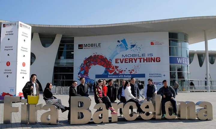 Der Mobile World Congress in Barcelona findet dieses Jahr vom 22. bis 25. Februar statt. Die Fachmesse gilt als eines der wichtigsten Branchentreffen weltweit für Telekom und Elektronik. Es werden über 94'000 Besucher erwartet.Bilder: Keystone