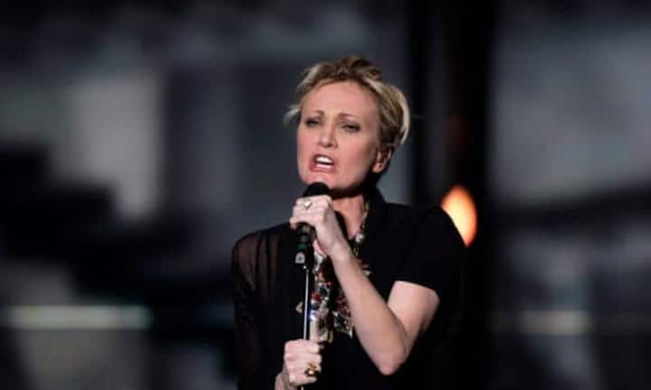 Frankreich
Ebenfalls auf fünf Siege bringt es Frankreich, der letzte liegt allerdings schon weit zurück. Obwohl Superstars wie Patricia Kaas, 2009 in Moskau, an den Start gingen, reichte es seit 1977 nicht mehr für den ersten Platz.