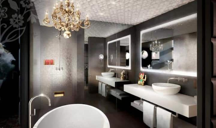 Hier ein Blick ins Bad.