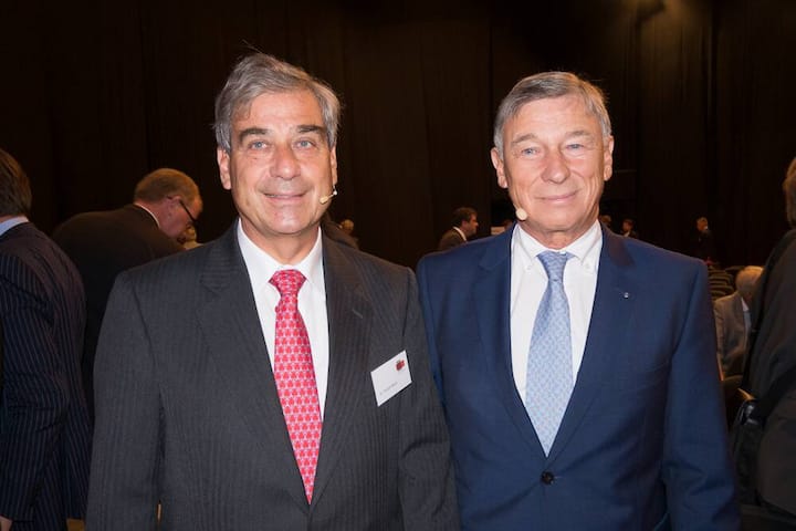Rudolf Wehrli, VRP Clariant AG und neuer economiesuisse-Präsident; Gerold Bührer, alt Präsident economiesuisse