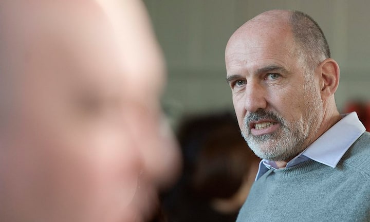 Die Gesundheitspolitik war  es auch, welche die einstigen Verbündeten an der FMH-Spitze entzweite: Weil sich der Ärzteverband unter Präsident Jacques de Haller gegen die Managed-Care-Vorlage aussprach, schmiss Cassis 2012 den Job als FMH-Vize hin.