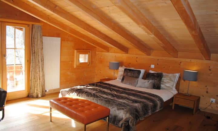 Die Schlafzimmer im Dachgeschoss sowie...