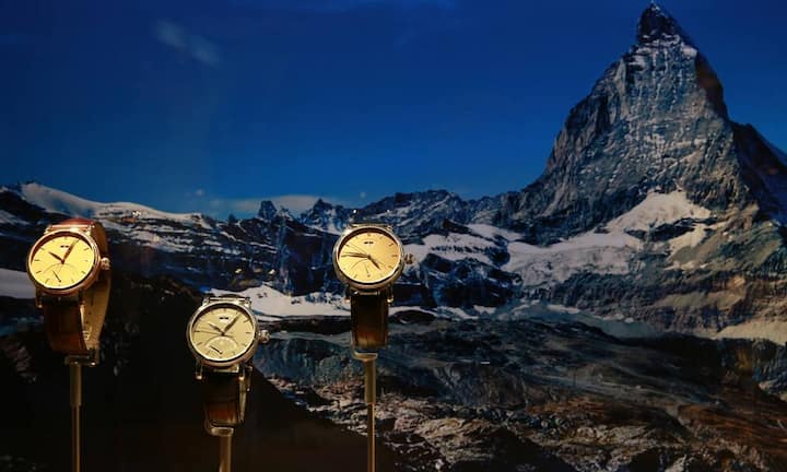 Die Baselworld ist die weltweit wichtigste Messe der Uhrenindustrie und findet jährlich im Frühling in Basel statt.bloomberg