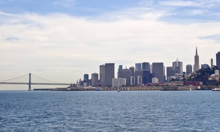 Platz 9: San Francisco Zu den Top-10 der teuersten Städte gehört auch San Francisco. Eine Nacht kostet hier durchschnittlich 136 Franken.