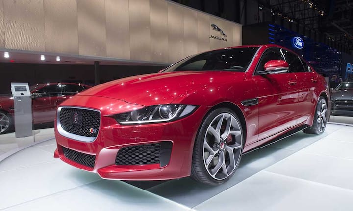 Jaguar XJ 3.0 R-Sport
Der Jaguar XJ ist ein Pkw-Modell des britischen Automobilherstellers Jaguar und gleichzeitig auch das Spitzenmodell des Herstellers darstellt.