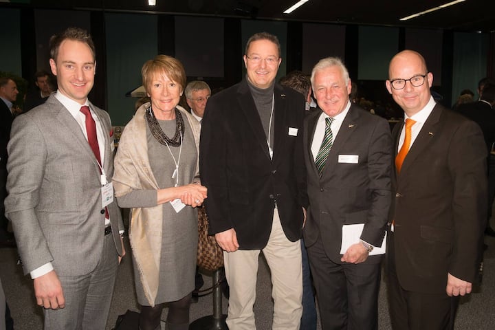 Dany Lützel, General Manager, Radisson Blu Hotel;  Edith Weibel, Inhaberin, Weibel Communications AG; Markus Conzelmann, General Manager, Radisson Blu Hotel; Werner Knechtli, General Manager, Radisson Blu Hotel; Willem van der Zee, Area Vice President, Radisson Blu;
