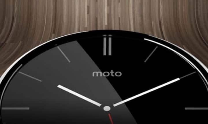 Sie schaut tasächlich wie eine Uhr aus, die Moto 360. Und sie ist erst noch von eleganter Schönheit.