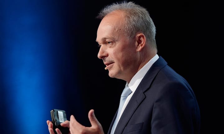 …Swisscom-CEO Urs Schaeppi…