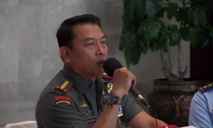 Neuer Anlass, neue Uhr auch hier...lensapost