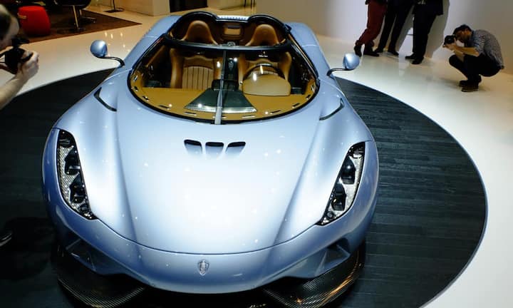 Koenigsegg Regera
Der Koenigsegg Regera wird mit mehr als 1500 PS bei seinem Marktstart zum stärksten Serienauto der Welt. Gebaut werden maximal 80 Exemplare.