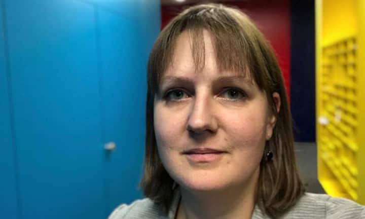 Erstmals gibt es die Porträtfunktion von Apple auch im Selfie-Modus. Wer die Umgebung auf dem Selfie nebensächlich findet, kann damit gute Wirkung erzielen.