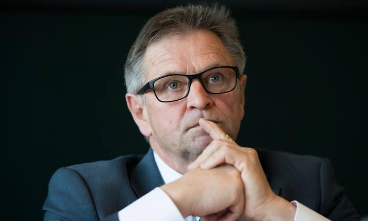 …von der Schweizerischen Arbeitsgemeinschaft für die Berggebiete, die vom CVP-Ständerat Isidor Baumann geführt wird.