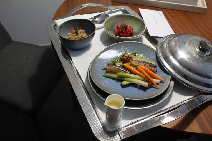 Die vitaminreichen Mahlzeiten sind bis auf die Kalorie genau auf den Kunden zugeschnitten.