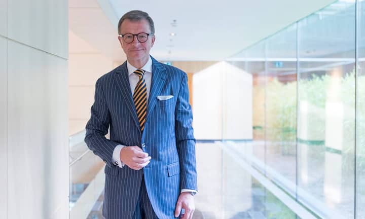 DKSHVR-Präsident: Jörg Wolle*Marktwert der Aktien, die der VR-Präsident hält: 29 Millionen FrankenMarktkapitalisierung der Firma: 4,4 Milliarden Franken*Designierter VRP, ab März 2017. Jörg Wolle hat erst kürzlich Aktien im Wert von fast 40 Millionen Franken verkauft.