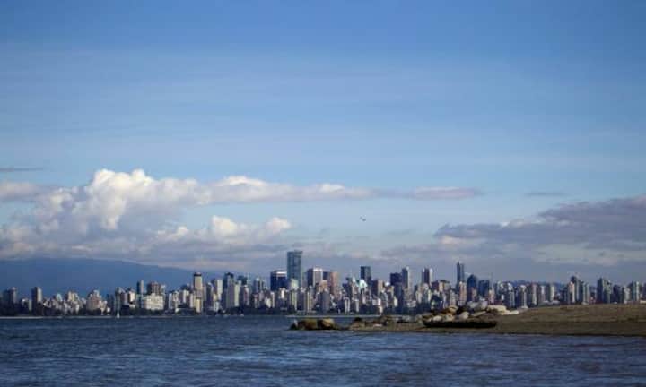 Ausserhalb Europas sind viele angelsächsische Länder betroffen: In Vancouver stiegen die Immobilienpreise in den vergangenen Jahren regelmässig mit zweistelligen Raten. Vor allem viele Asiaten investieren ihr Geld an der Westküste Kanadas.