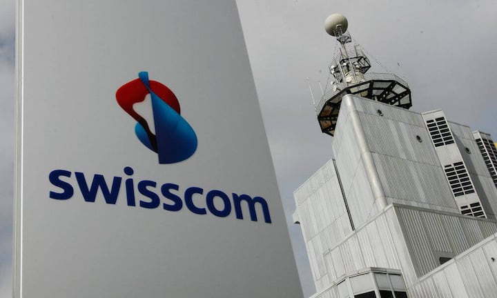 Platz 6: Die Swisscom hat die Schockwelle nach dem Selbstmord von Ex-CEO Carsten Schloter unversehrt überstanden. Auch das Markenbild ist stabil: modern, verantwortungsbewusst, und mit dem Menschen statt der Technologie im Zentrum. Markenwert: 5'128 Millionen Franken.   Keystone
