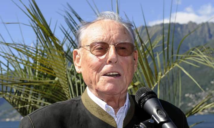 Platz 7: Karl-Heinz KippVermögen: 4 bis 4,5 Milliarden FrankenDer Gründer der Massa-Märkte in Deutschland wanderte bereits vor rund drei Jahrzehnten aus und wohnt seither in der Graubündner Berggemeinde Arosa. Von dort aus führt er mehrere über die Schweiz verteilte Hotels der Luxusklasse.