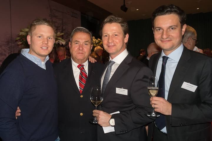 Samuel Schärer; Roger E. Schärer, SENAG; Olaf Oelschläger, Commerzbank AG; David Pasquier, Commerzbank AG