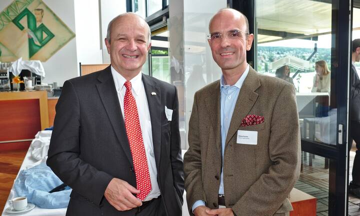 Martin Naville, CEO, Swiss-American Chamber of Commerce;
Roland Eschle, Crimson Capital GmbH