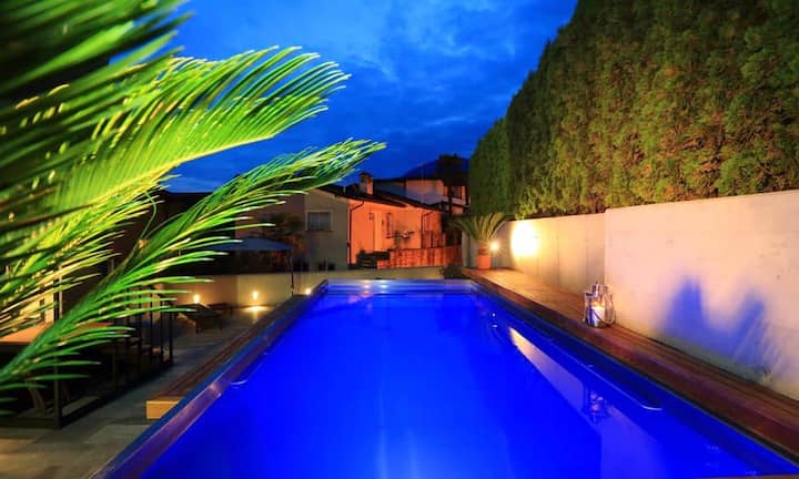 ....schützt vor neugierigen Blicken der Nachbarn.