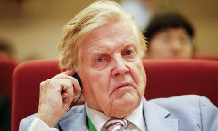 Der Kanadier Robert Mundell erhielt den Nobelpreis im Jahr 1999 für seine Arbeiten zur Theorie der optimalen Währungsräume, die er bereits in den frühen 1960er Jahren begann.  Bilder: Keystone/Bloomberg