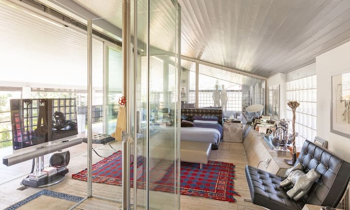 Nur eines von total fünf Schlafzimmern.