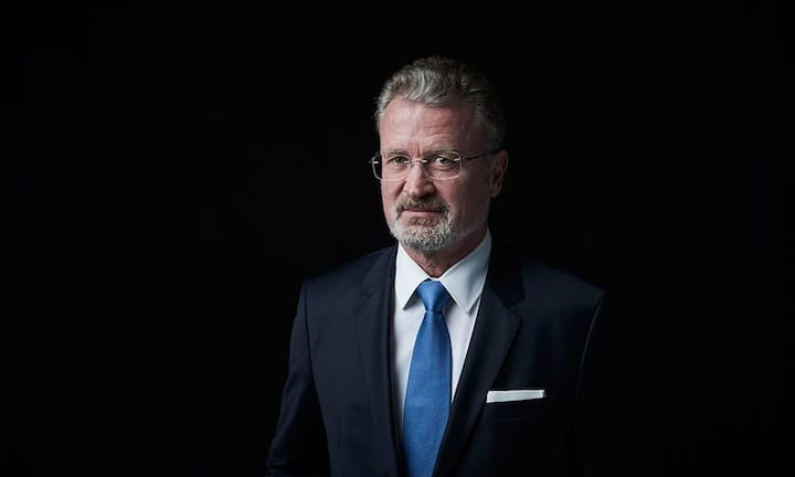 Die Zuger Partners Group ist die erfolgreichste Firma der Schweizer Finanzindustrie. Diese Männer haben bei der Partners Group das Sagen:Die Chefs:Christoph RubeliIst schon seit 1998 dabei, 2013 wurde er Co-CEO.