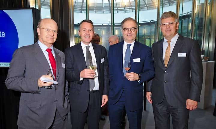 Peter Baltensperger, Partner, Egon Zehnder International (Switzerland);
Marcel W. Schmid, Founder & CEO, Swissbridge Advisory AG;
Peter Kurer, Partner, BLR & Partners AG;
Stefan Mäder, Group CFO, SIX (Bildlegende: v.l.n.r.)