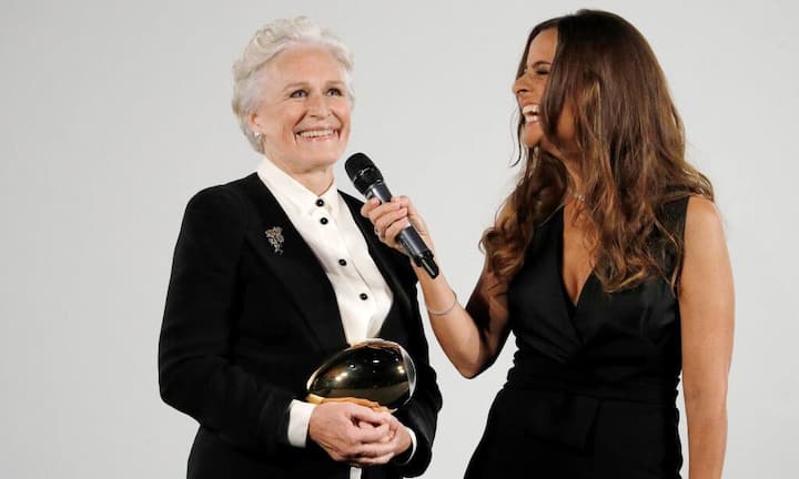 Glenn Close konnte in Zürich den Golden Icon Award in Empfang nehmen und ihren neuesten FIlm «The Wife» präsentieren. Dazu zeigt das ZFF zwölf ihrer Werke im Rahmen einer Retrospektive.