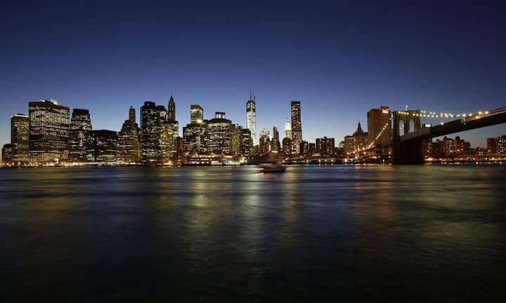 2. Platz: In New York City kostet die Nacht im Hotel durchschnittlich 369 Dollar. In der Stadt, die niemals schläft, steigen nicht nur die Mieten. Die Hotelzimmer sind 2013 gegenüber dem Vorjahr um fast 7 Prozent gestiegen.