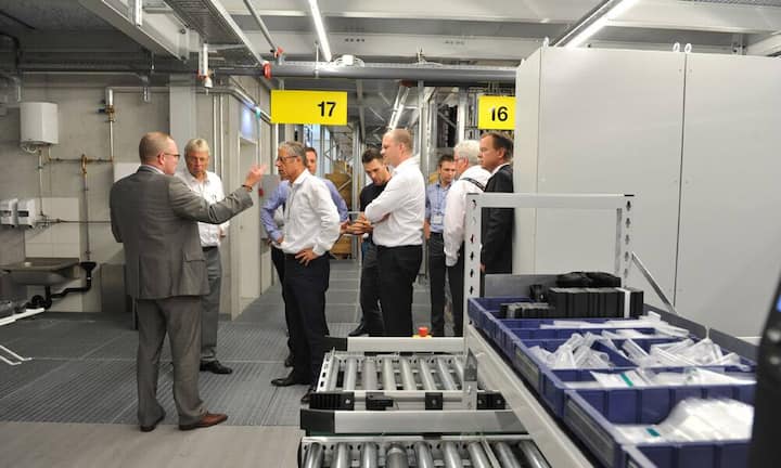 Marc Schuler (Brütsch / Rüegger AG); Antoine Berger; Hans Baumgartner; Andreas Gerber; Marcel Dobler; Michael Steinmann; Marco Kessler; Dr. Christian König; Martin Wirth (Brütsch / Rüegger AG). (v.l.n.r.)