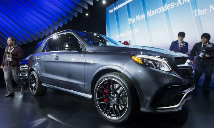 Mercedes GLE
Die M-Klasse von Mercedes wurde überarbeitet und erhielt einen neuen Namen. Den ML 63 AMG gibt es nicht mehr, dafür der neue Mercedes-AMG GLE 63. Bulliger und mächtiger als sein Vorgänger.