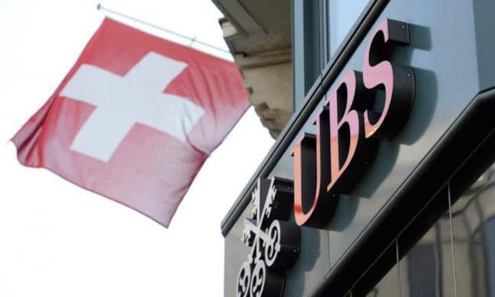 UBS: Die Schweizer Grossbank hat sich vom Frankenschock erholt – der Aktienkurs liegt mit 22.50 Franken klar über den 17 Franken von Jahresbeginn, 32 Prozent mehr. Damit sind die Titel jedoch noch weit von alten Höchstständen entfernt. Vor der Finanzkrise notierten die UBS-Aktien 2007 in der Spitze noch bei 70 Franken. Die Grossbank ist der wichtigste Finanztitel im SMI.