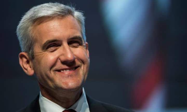 ABB-Chef Ulrich Spiesshofer erhielt im Jahr 2014 rund 7,58 Millionen Franken Lohn. Damit verdiente er weniger als sein Vorgänger Joe Hogan, der in seinem letzten vollen Amtsjahr (2012) 10,2 Millionen Franken erhalten hatte.